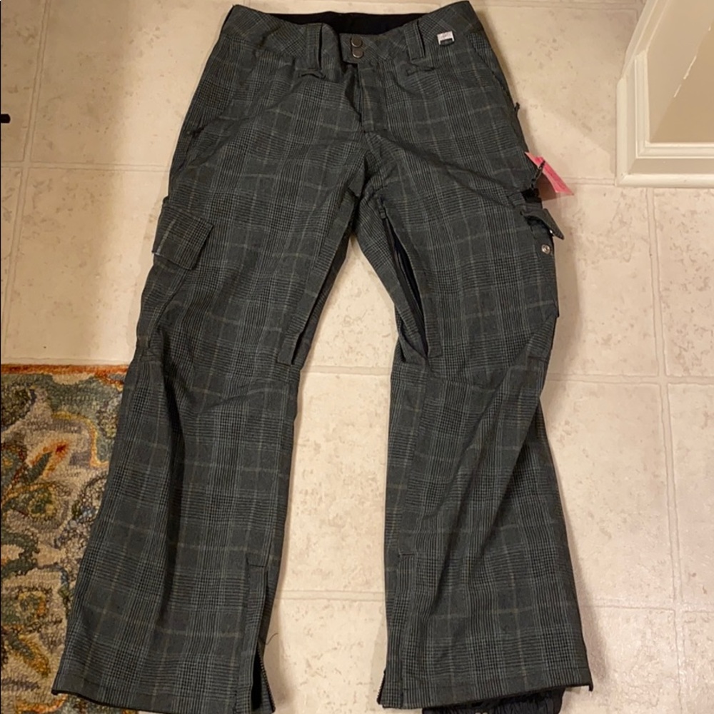 Snow pants, snowboarding, skiing pants